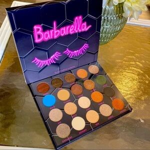 Bee beauty London barbarella palette